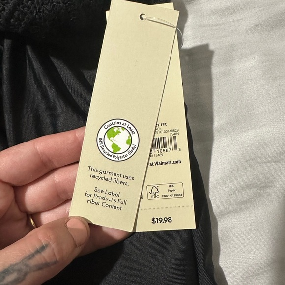 Elegant Black Halter One-Piece Swimsuit - Picture 2 of 3